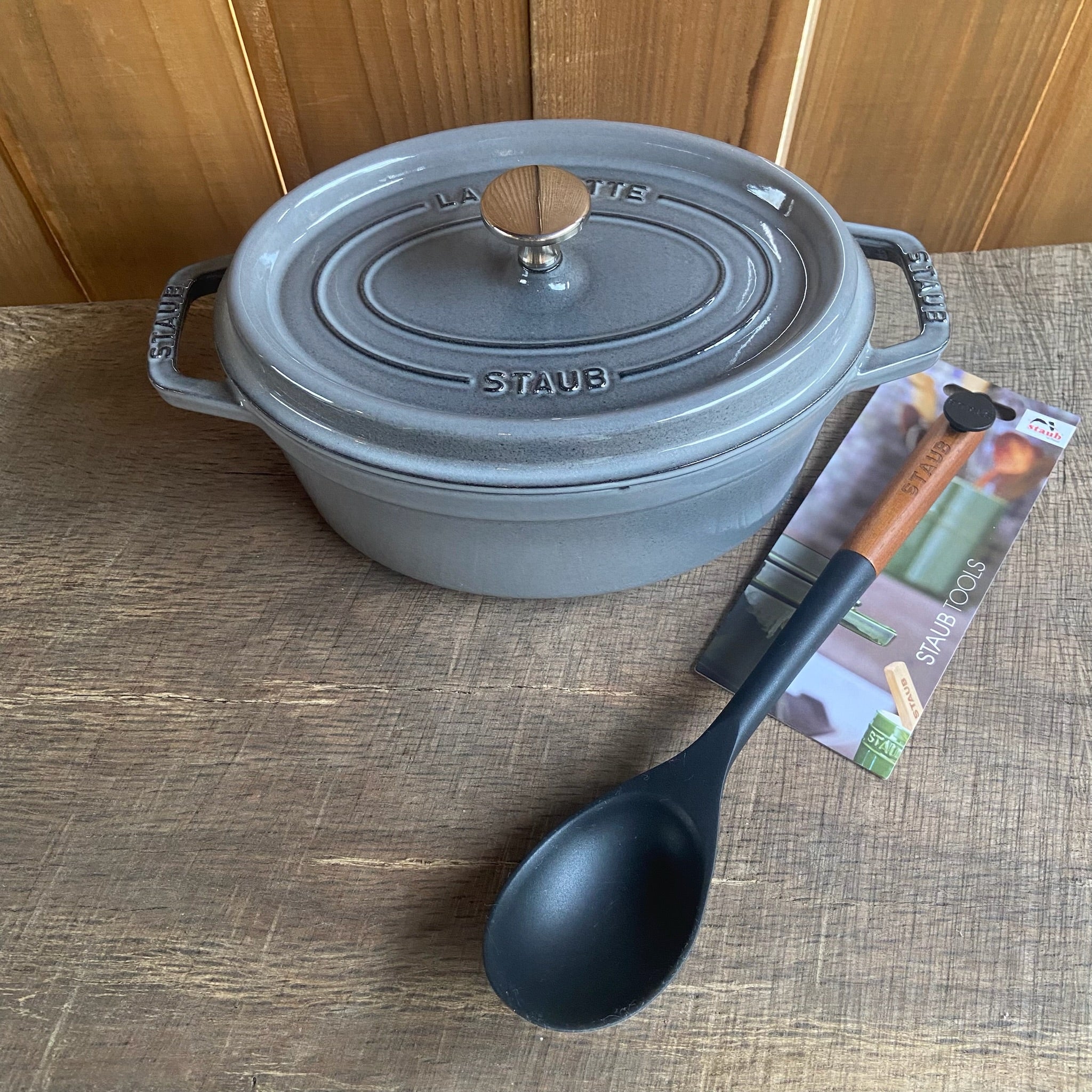 ストウブ ピコ・ココット オーバル 23cm グレー 40500-236 | 絵本と